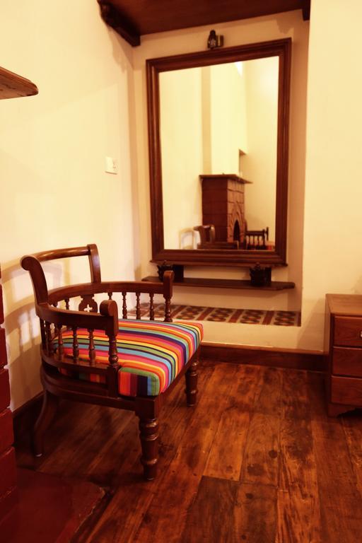 The Grange Hotel Ooty Pokoj fotografie